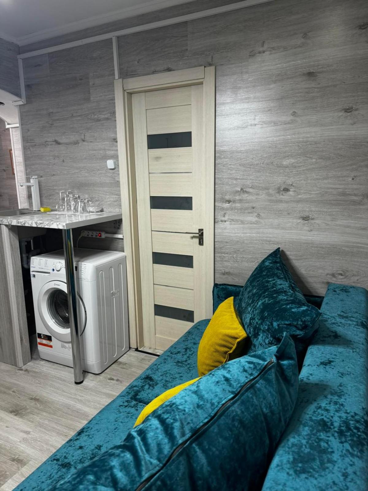 Чем Дольше Тем Дешевлe Apartment Chisinau Luaran gambar